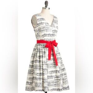 NWT Modcloth In the Key of Chic Fit and Flare Music Note Dress Size 10